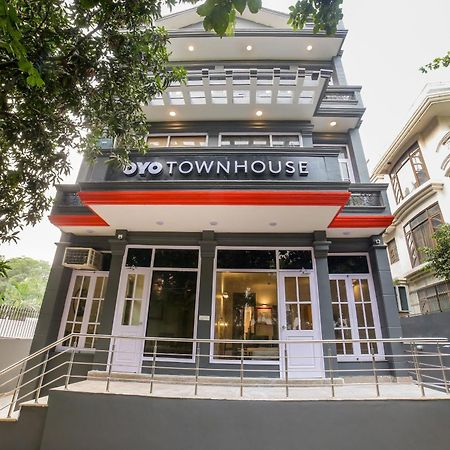Townhouse 330 Dlf Phase-2 Near Leisure Valley Park Gurgaon Exteriör bild