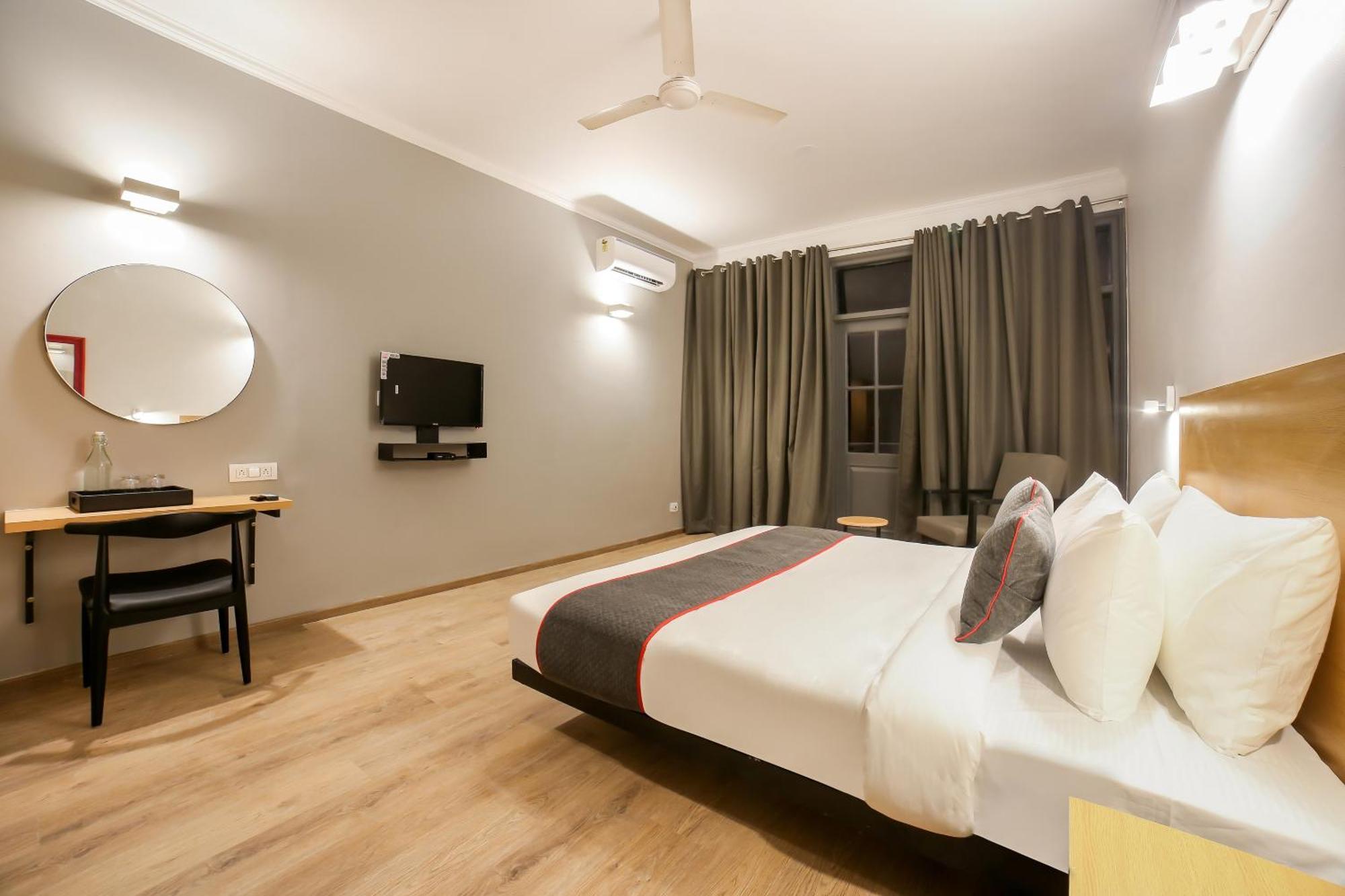 Townhouse 330 Dlf Phase-2 Near Leisure Valley Park Gurgaon Exteriör bild
