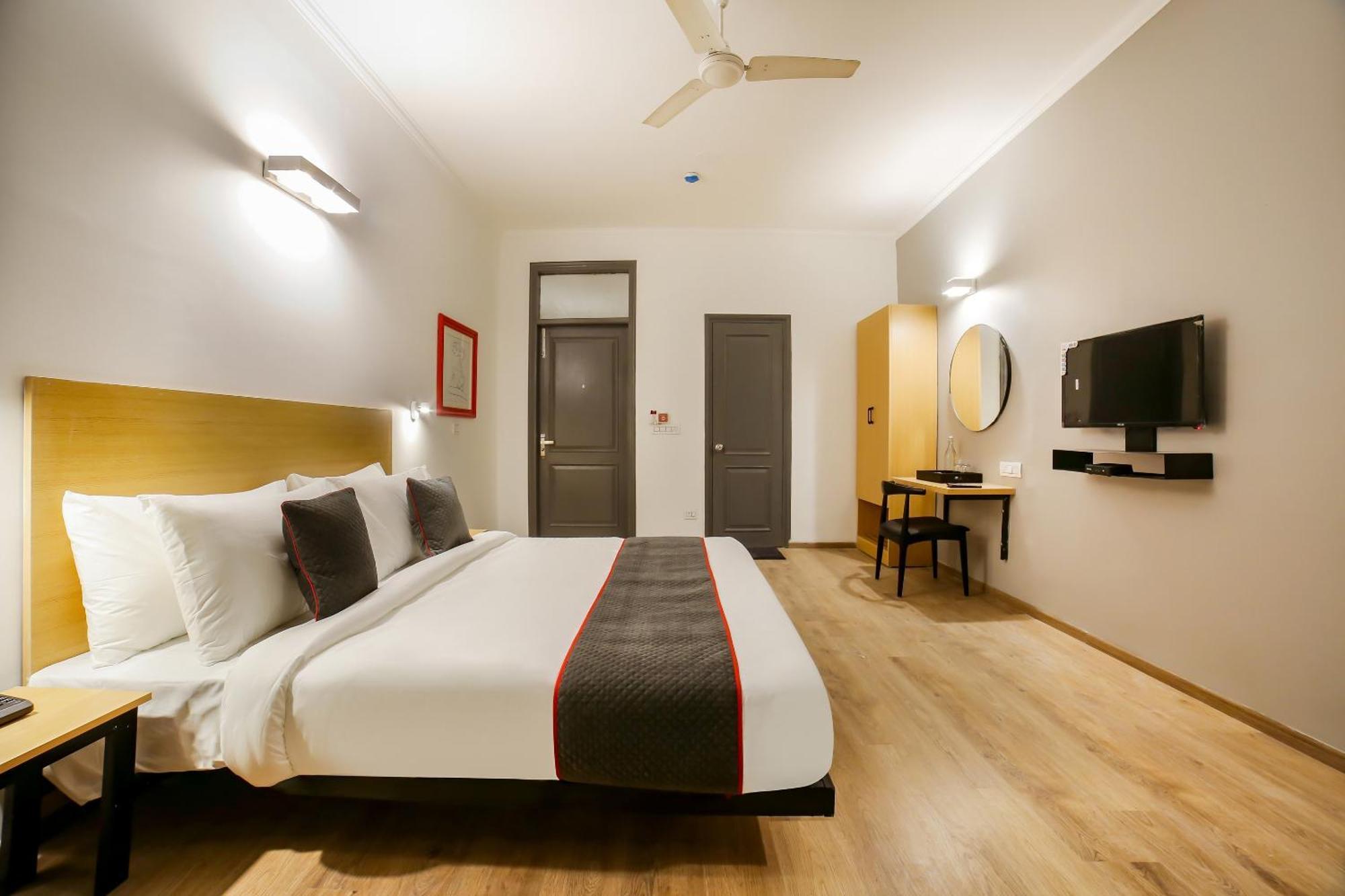 Townhouse 330 Dlf Phase-2 Near Leisure Valley Park Gurgaon Exteriör bild