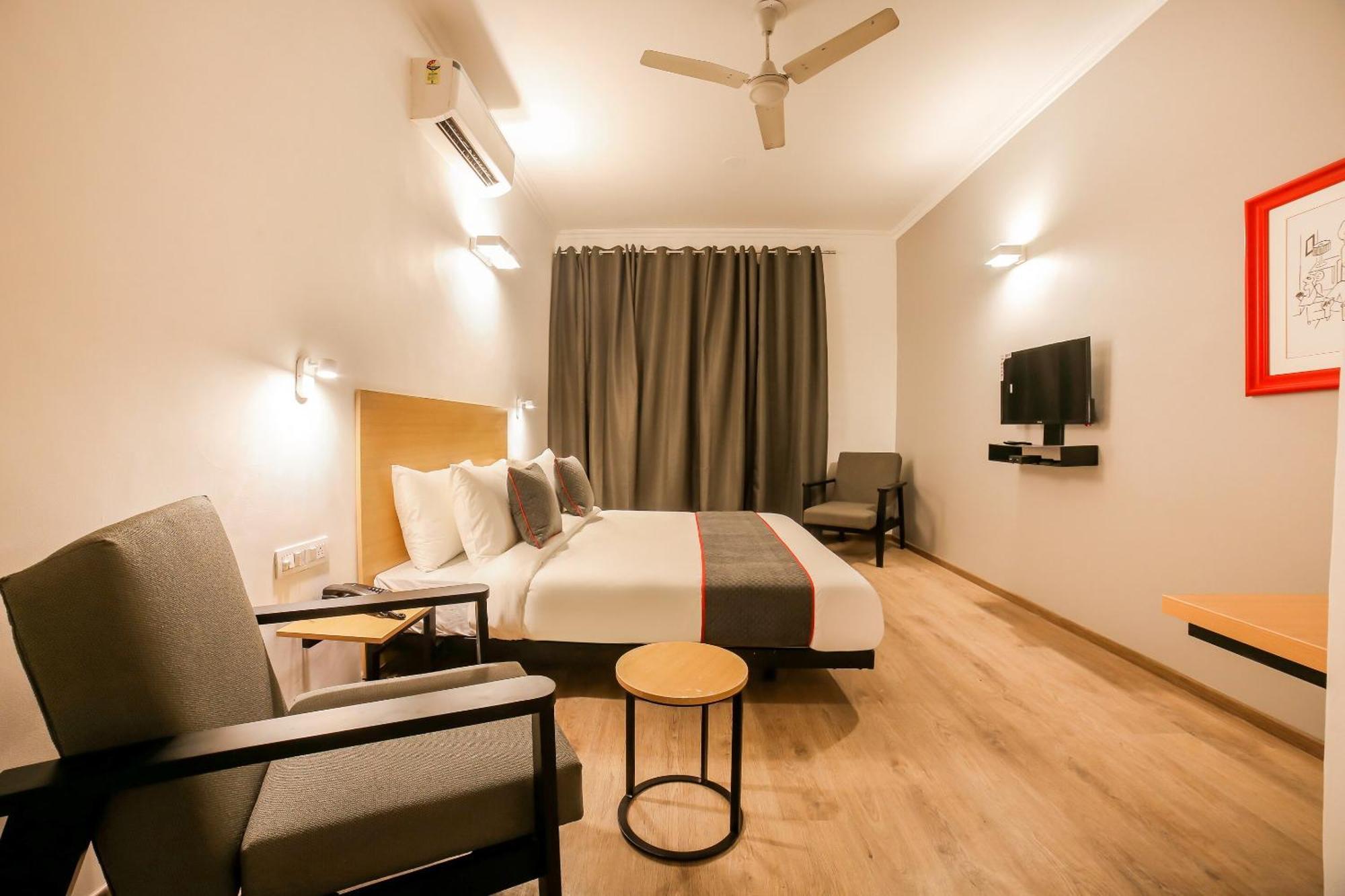 Townhouse 330 Dlf Phase-2 Near Leisure Valley Park Gurgaon Exteriör bild